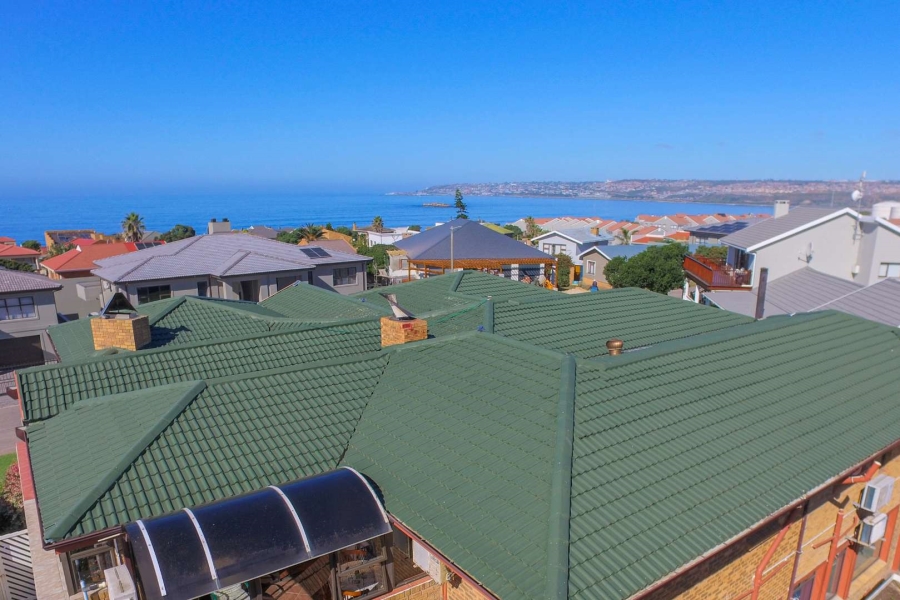 7 Bedroom Property for Sale in Bayview Western Cape